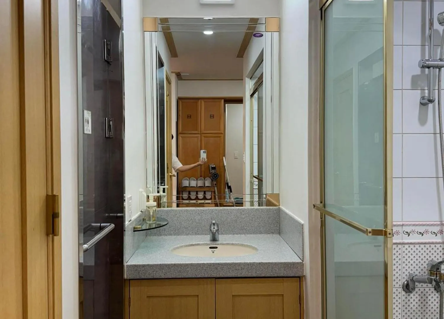 Hongdae Sub 1Min Apartment Seoul South Korea