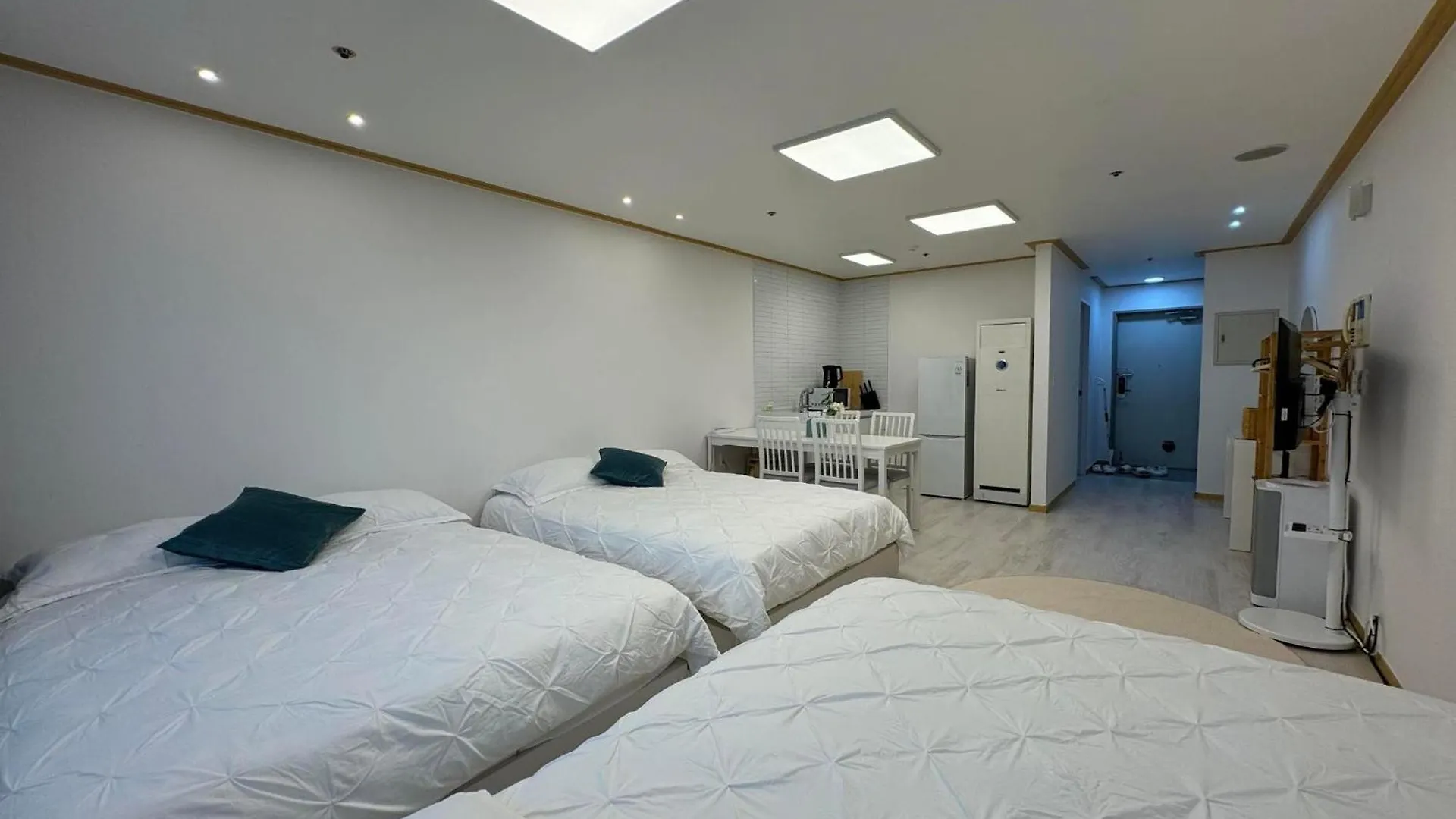 Hongdae Sub 1Min Apartment Seoul